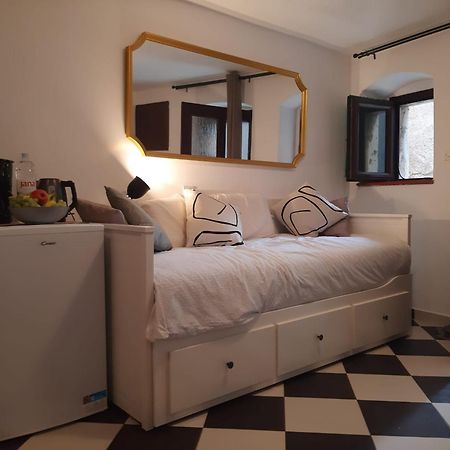 Lamar Cres Extérieur photo