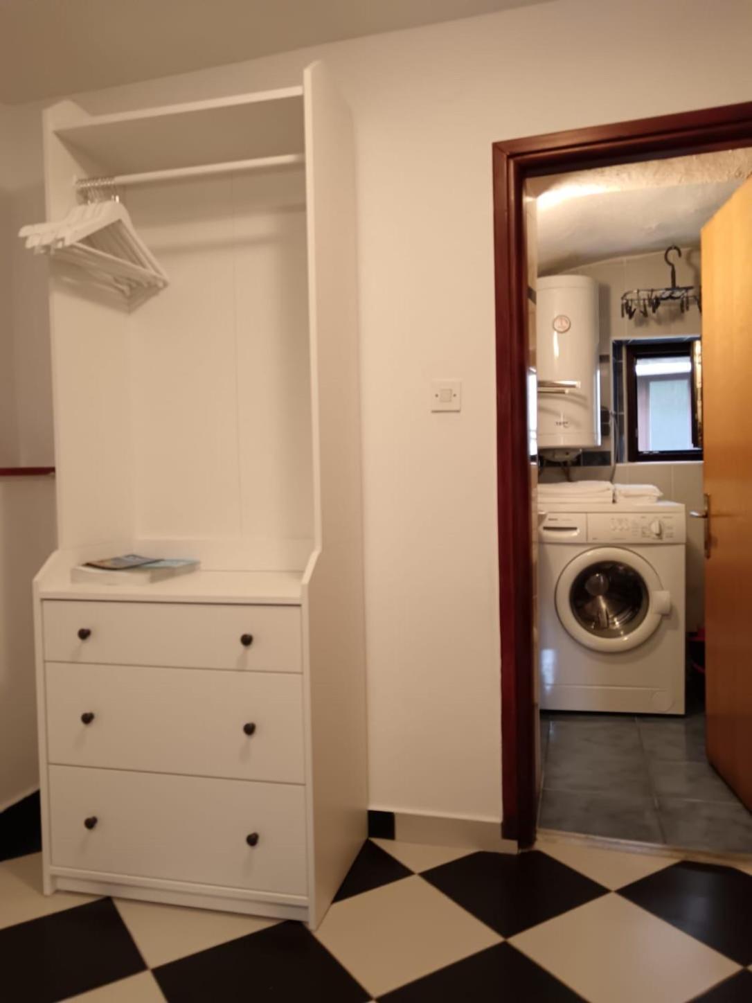 Lamar Cres Extérieur photo