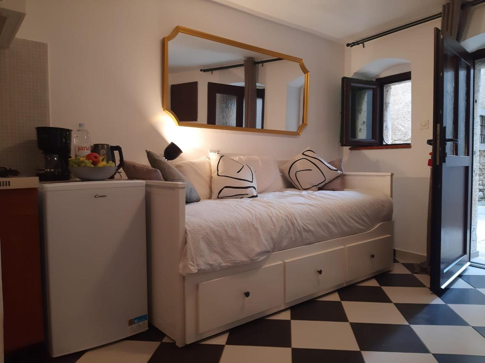 Lamar Cres Extérieur photo